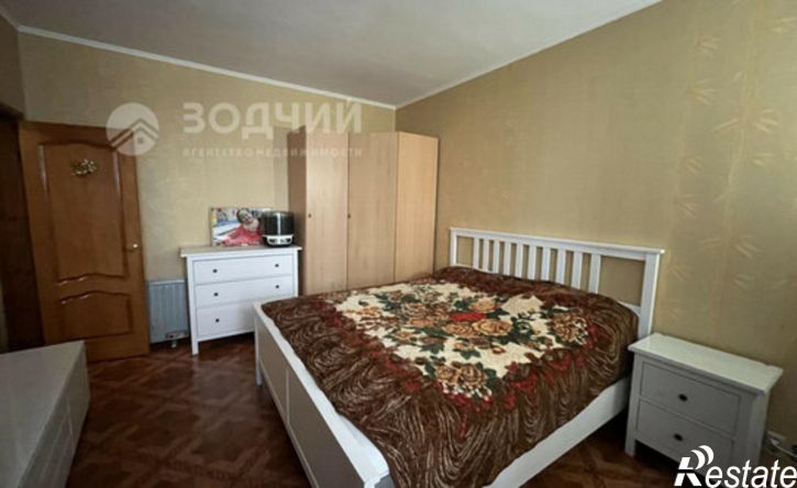 2-комн квартира улица Спиридона Михайлова, 1,  д. 1