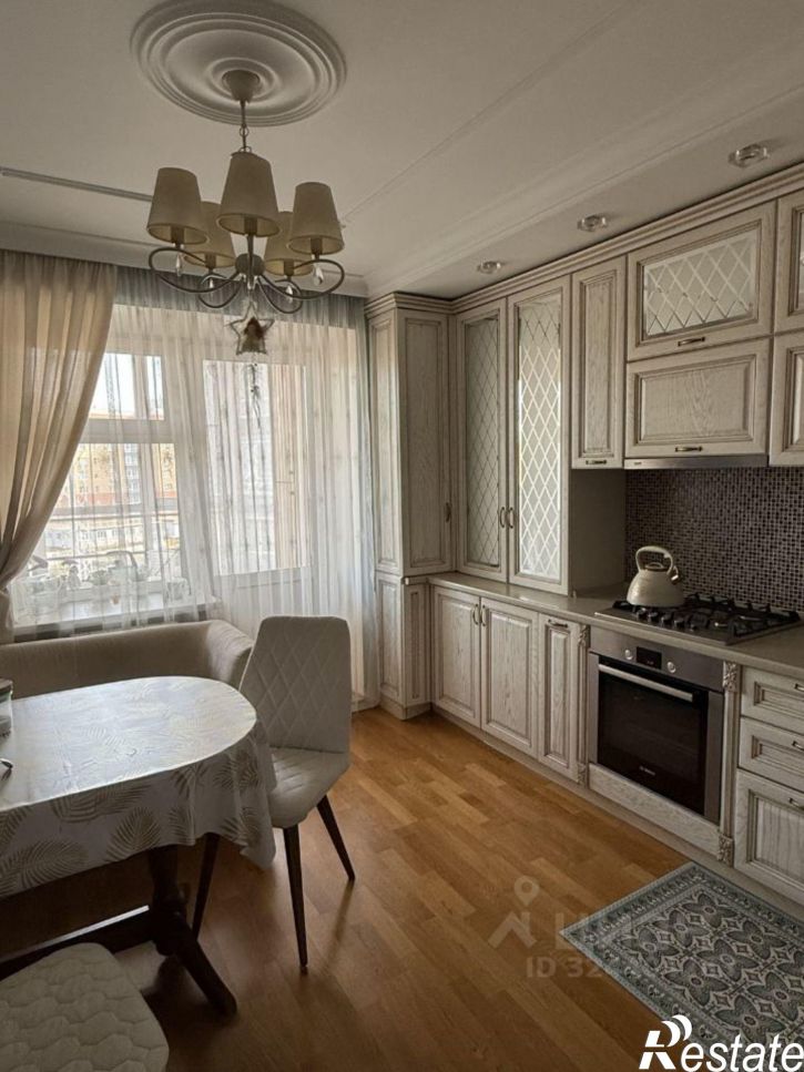 3-комн квартира ул Петра Ермолаева, 5,  д. 5