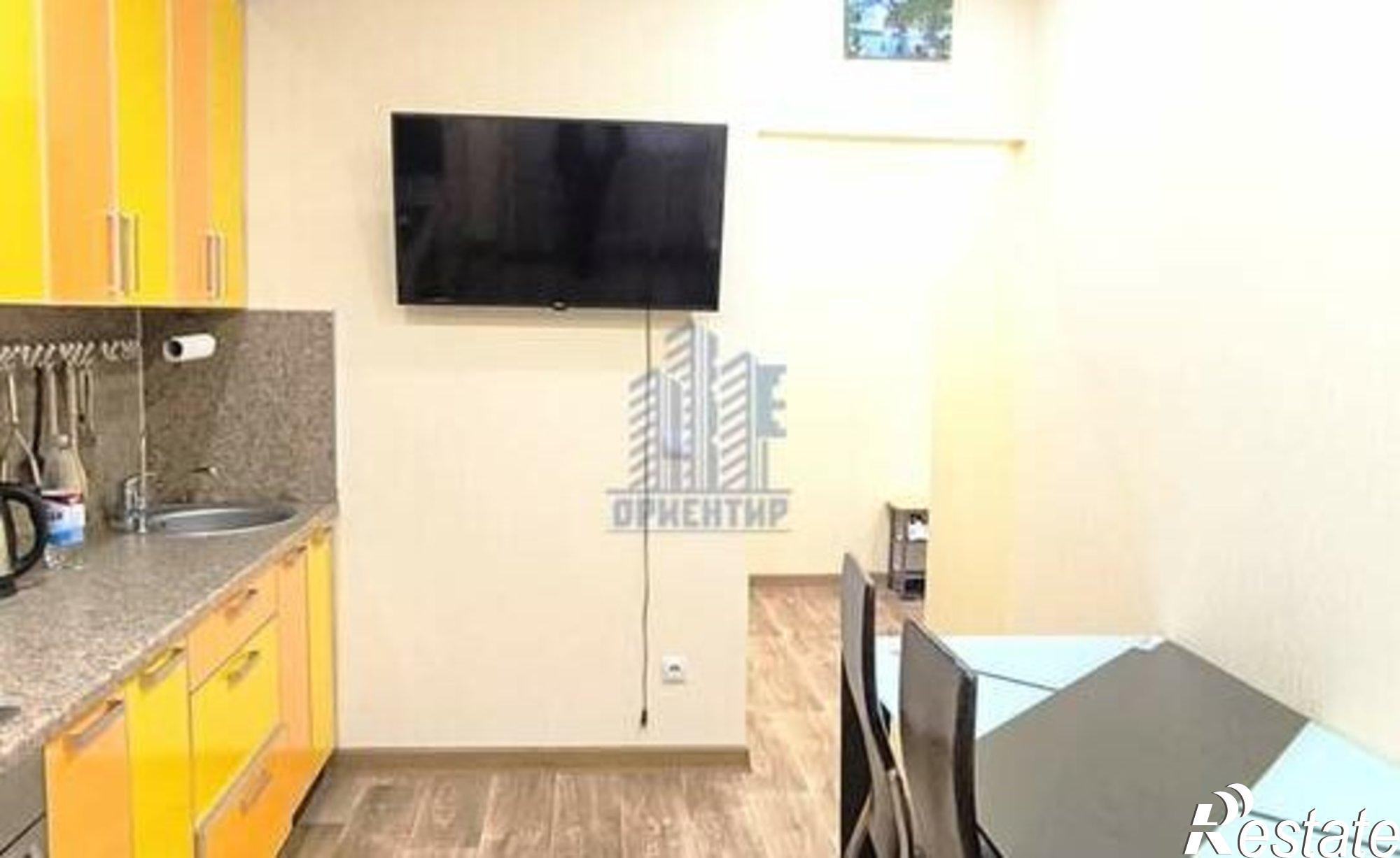 Купить квартиру за 5 800 000 рублей на ул Новогородская, 19