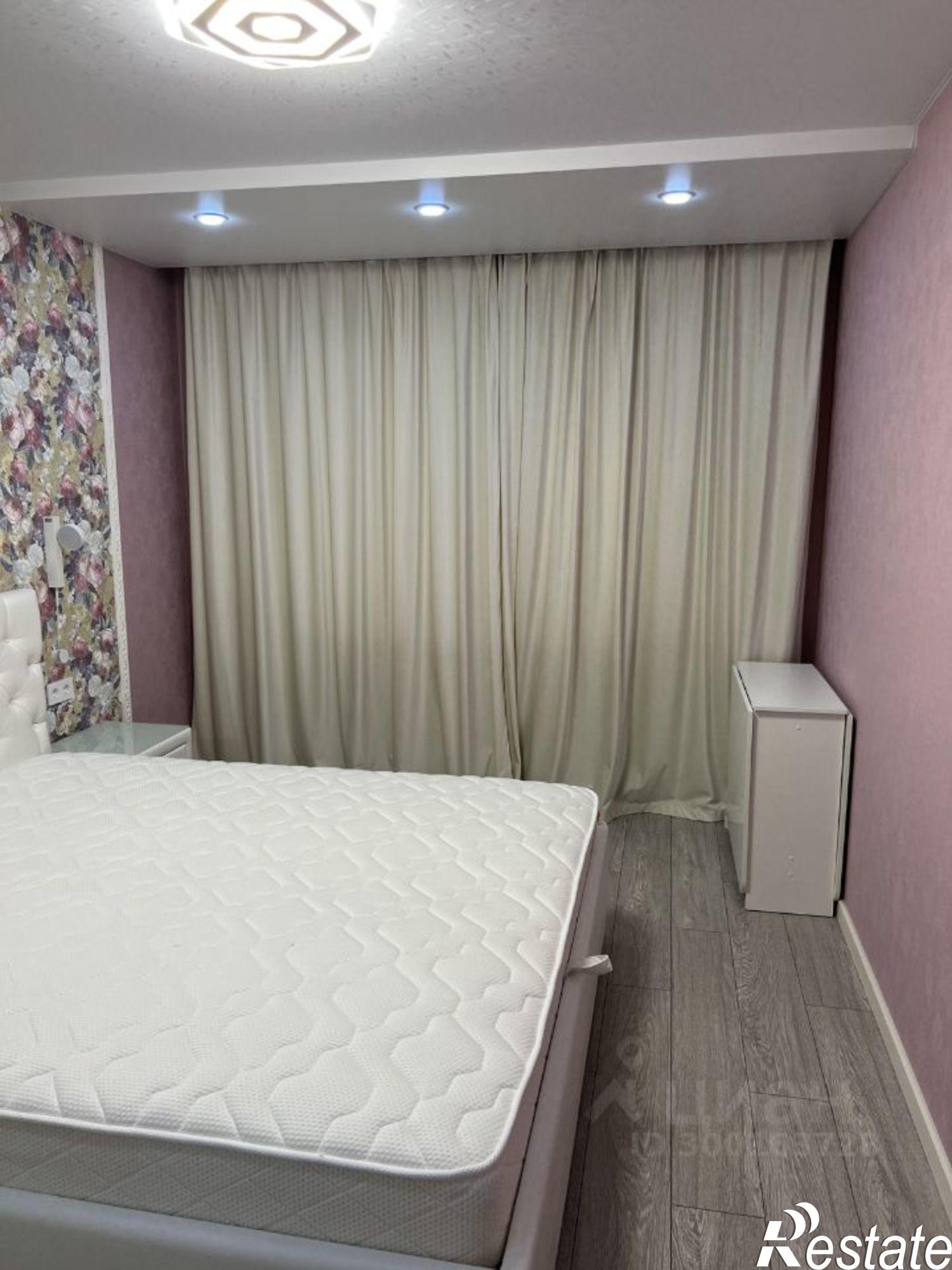 Сдать квартиру за 50 000 рублей на Радужная улица, 1 к1