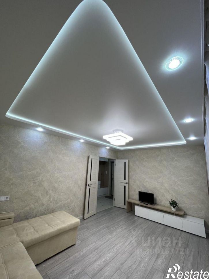 2-комн квартира Радужная улица, 1 к1,  д. 1 к1