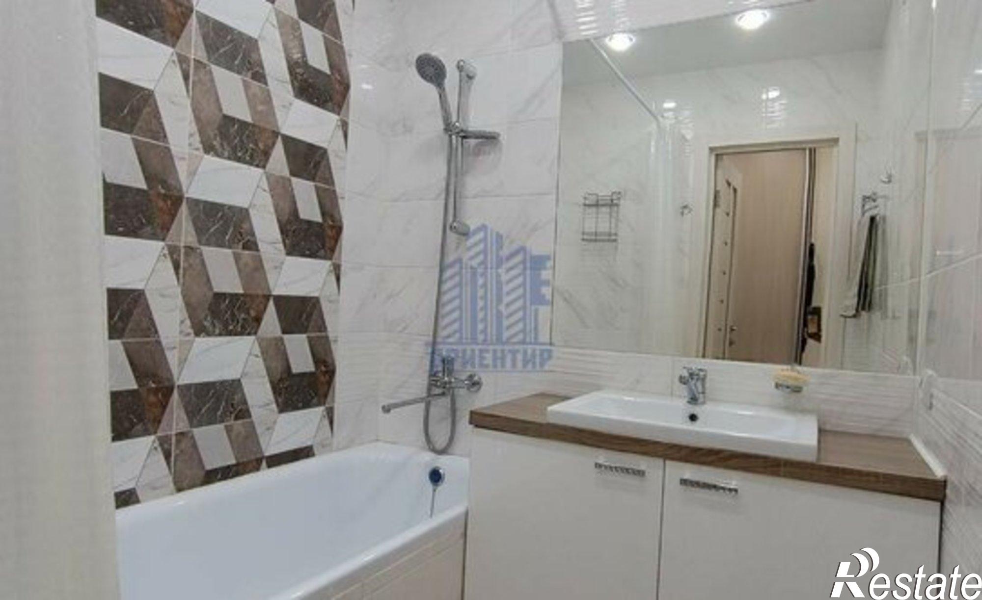 Купить квартиру за 6 200 000 рублей на ул Новогородская, 26