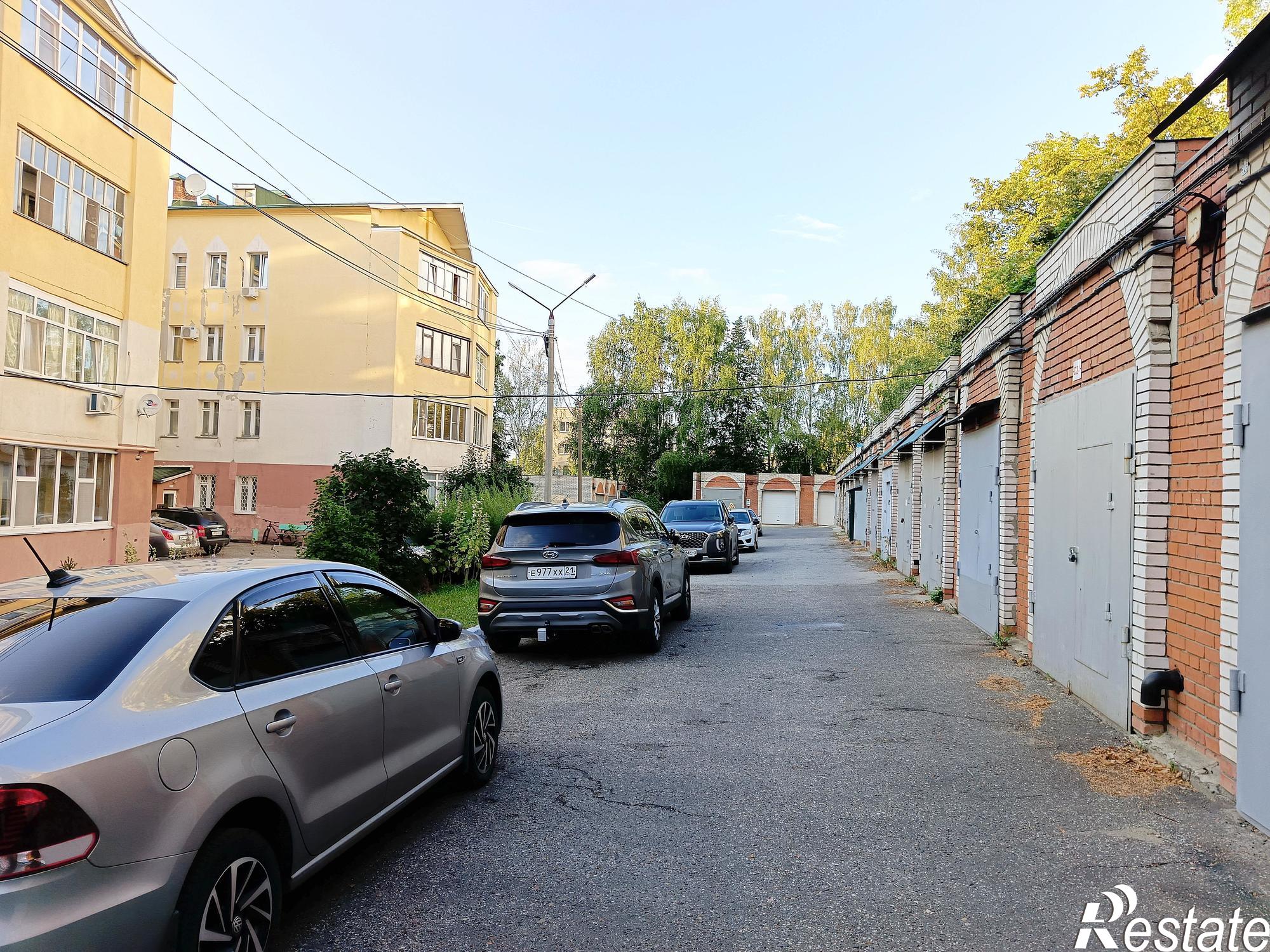 Купить гараж, место в паркинге за 1 500 000 рублей на Юрия Гагарина улица,30А