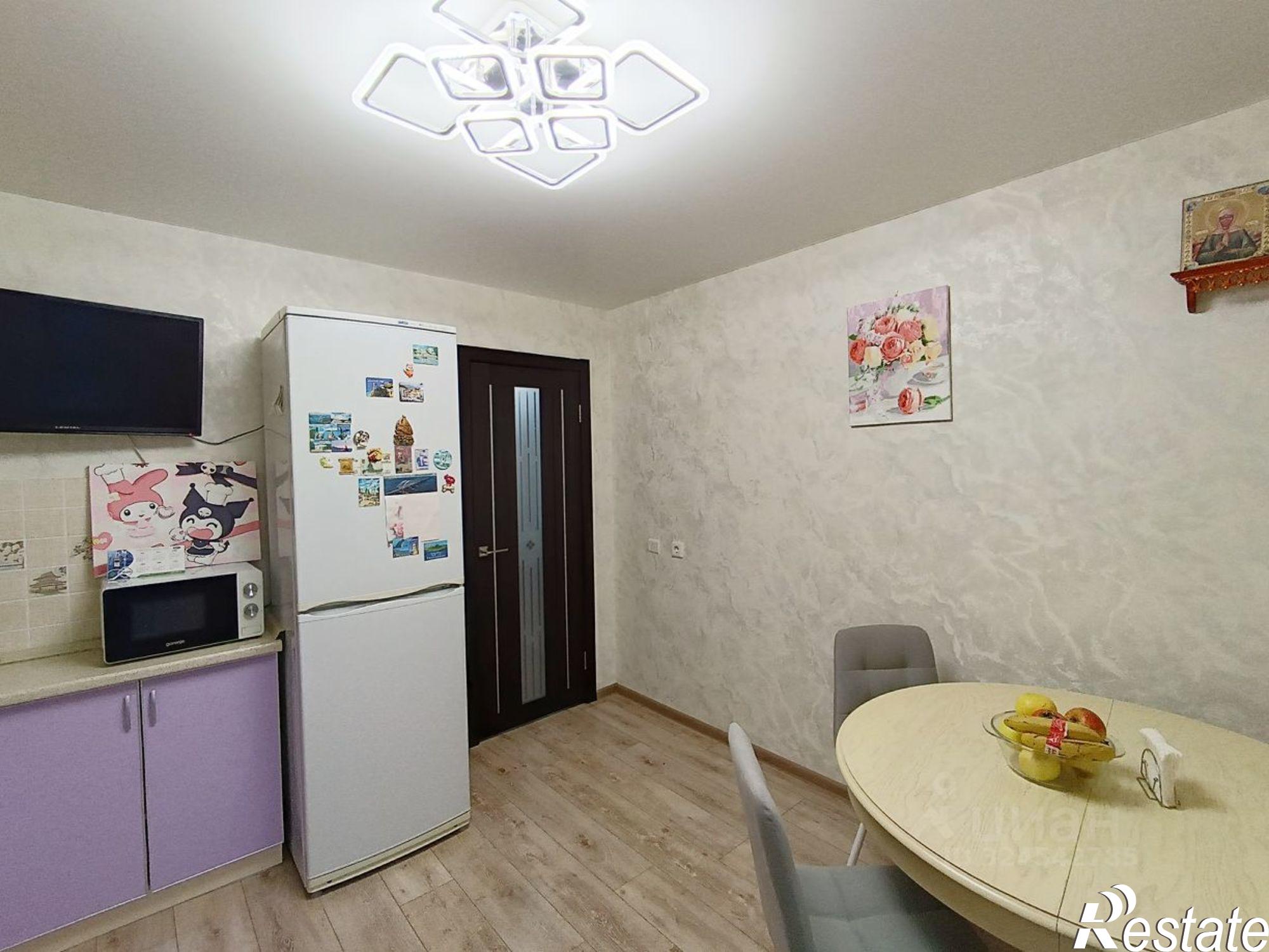 Купить квартиру за 6 000 000 рублей на Новогородская улица, 24