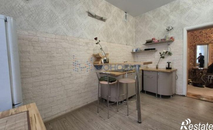 3-комн квартира улица Бондарева, 15,  д. 15