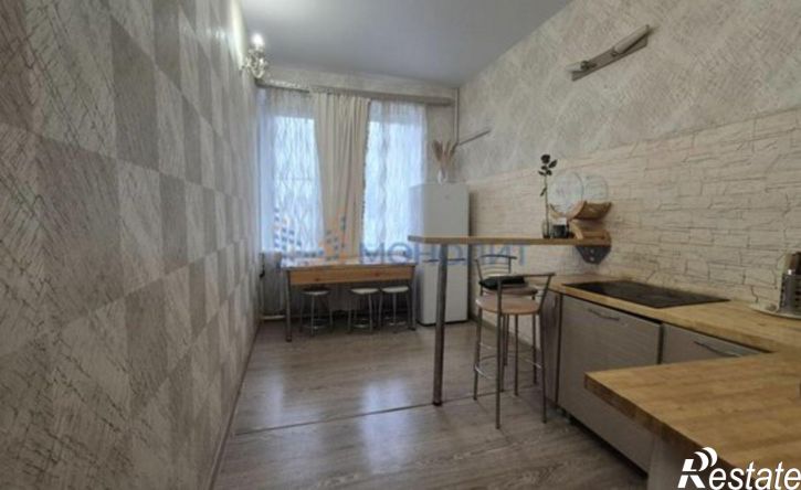 3-комн квартира улица Бондарева, 15,  д. 15