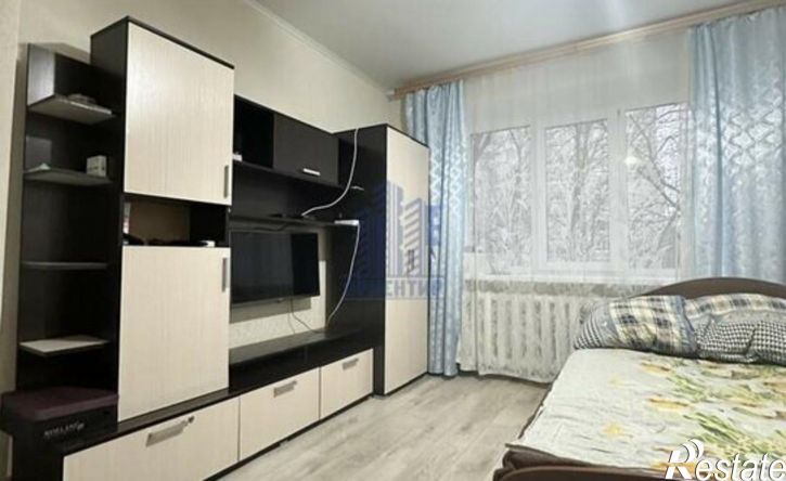 1-комн квартира улица 324-й Стрелковой Дивизии, 17,  д. 17