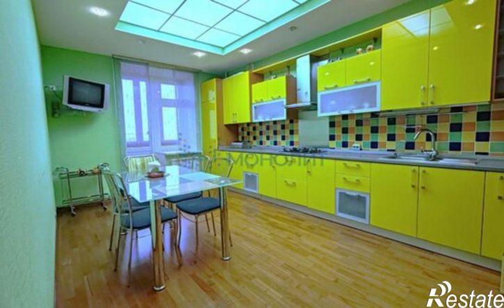 4-комн квартира улица Афанасьева, 9 к5,  д. 9 к5