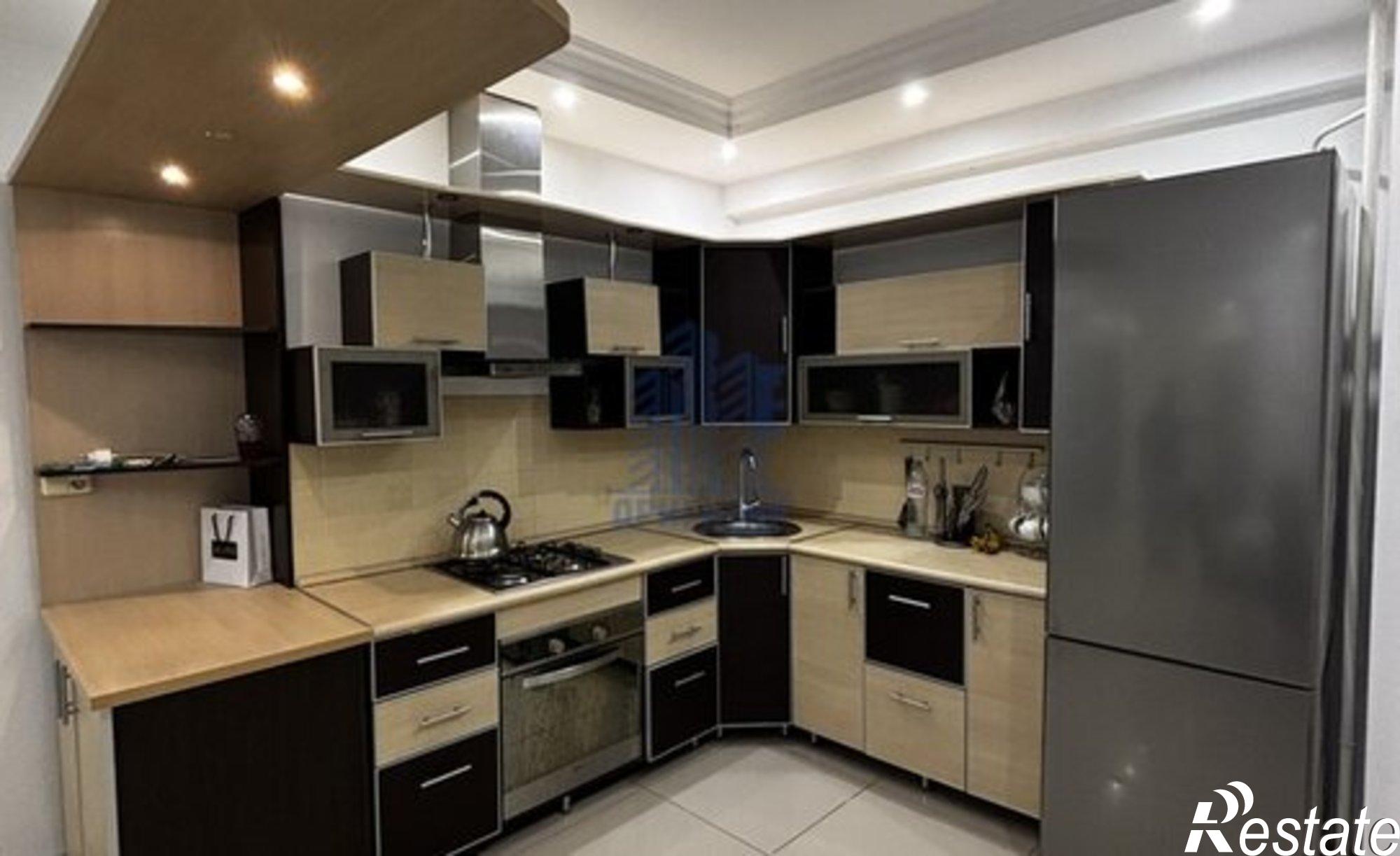 Купить квартиру за 10 200 000 рублей на ул Семена Ислюкова, 16