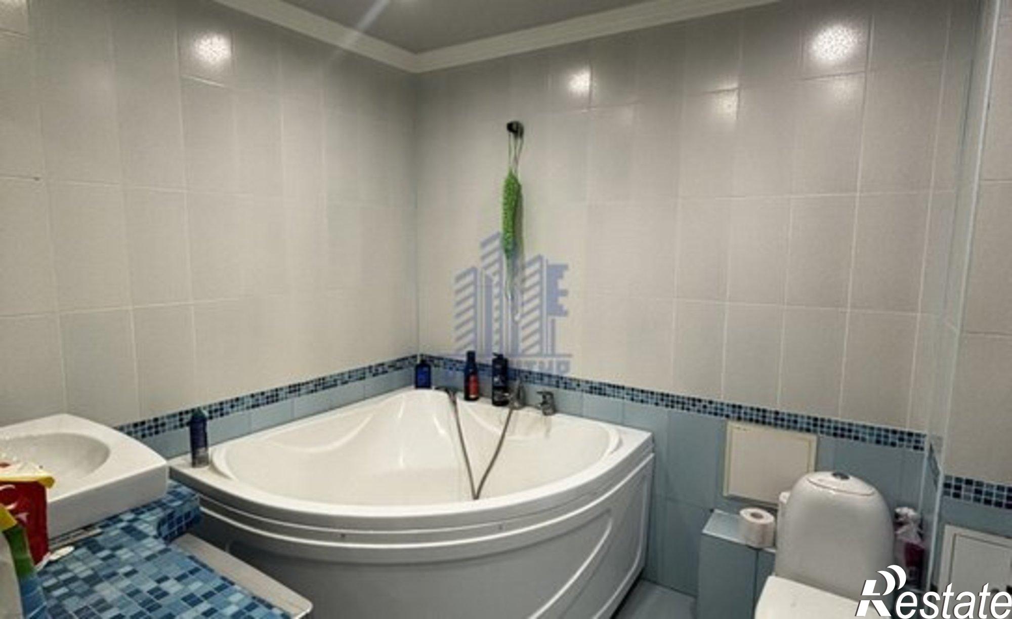 Купить квартиру за 10 200 000 рублей на ул Семена Ислюкова, 16