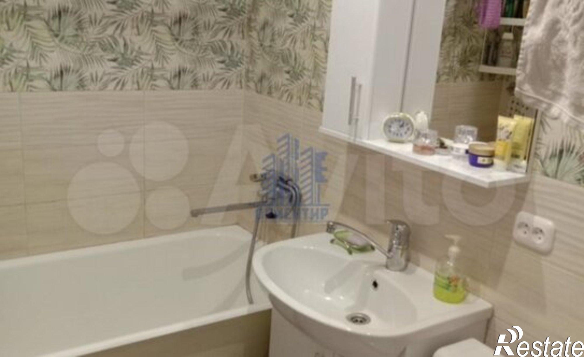 Купить квартиру за 6 200 000 рублей на б-р Олега Волкова, 4