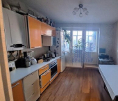 2-комн, 64кв м, этаж 1/5 улица Э.М.Юрьева, 10