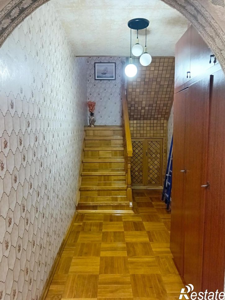 4-комн квартира Алексея Талвира улица,16