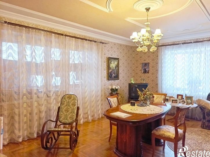 4-комн квартира Алексея Талвира улица,16