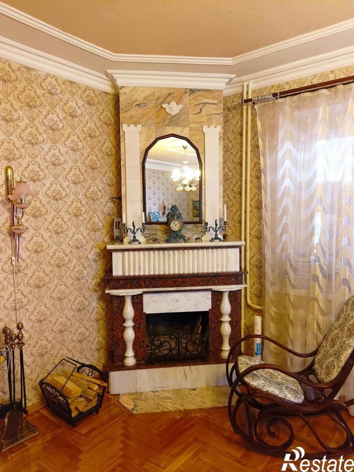 4-комн квартира Алексея Талвира улица,16