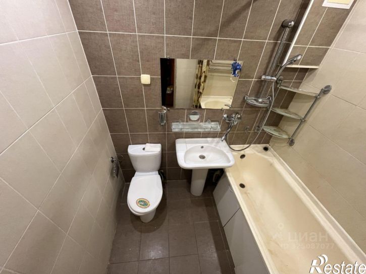 2-комн квартира улица Пирогова, 4 к2,  д. 4 к2