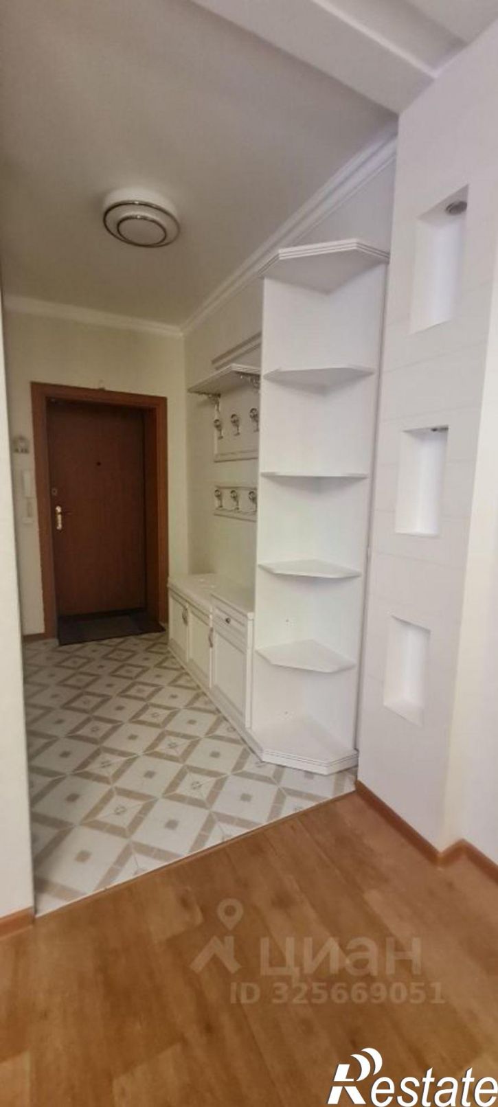 3-комн квартира улица Ардалиона Игнатьева, 4,  д. 4