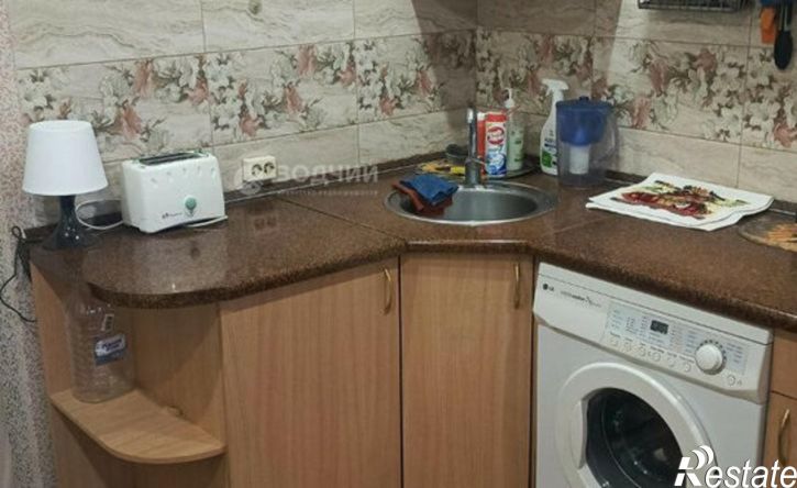 2-комн квартира улица 324-й Стрелковой Дивизии, 21,  д. 21