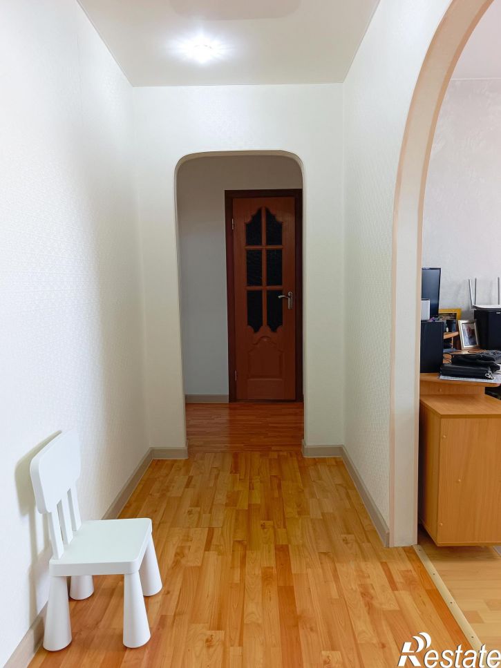 2-комн квартира Максима Горького проспект,27