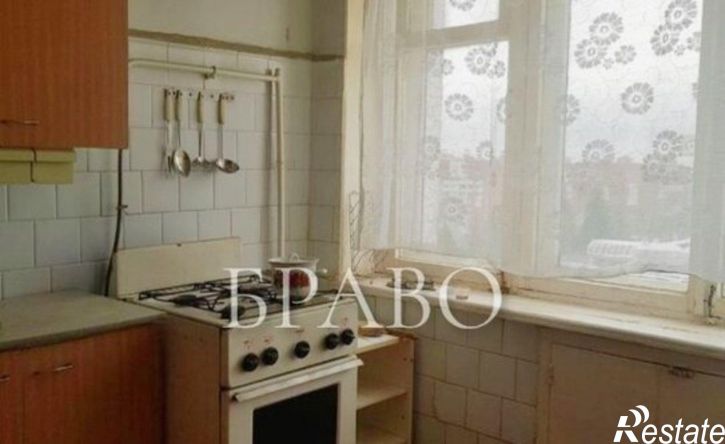 4-комн квартира улица 50 лет Октября, 18,  д. 18