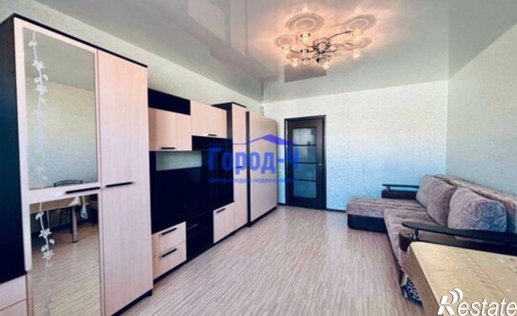 3-комн квартира Ярмарочная пл, 14,  д. 14