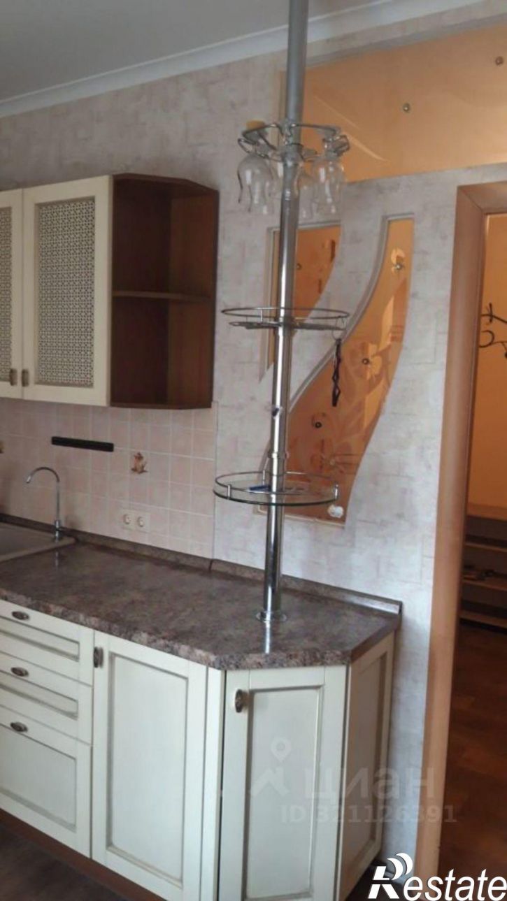 3-комн квартира Тополиная улица, 15,  д. 15