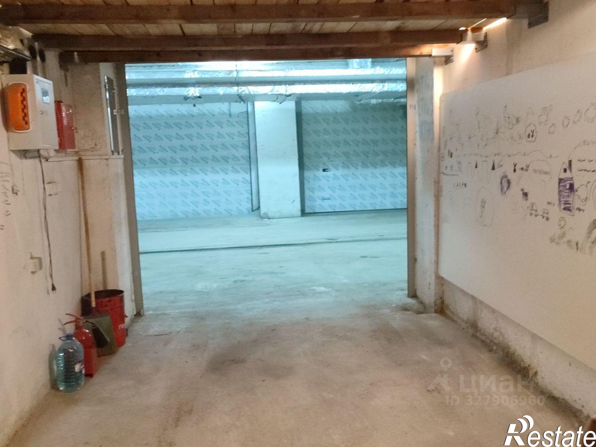Купить гараж, место в паркинге за 2 072 370 рублей на ул И.С. Тукташа, 5