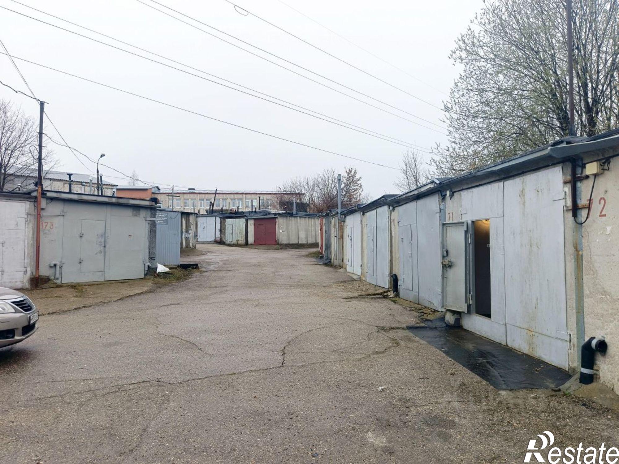 Купить гараж, место в паркинге за 1 100 030 рублей на Университетская улица, 50
