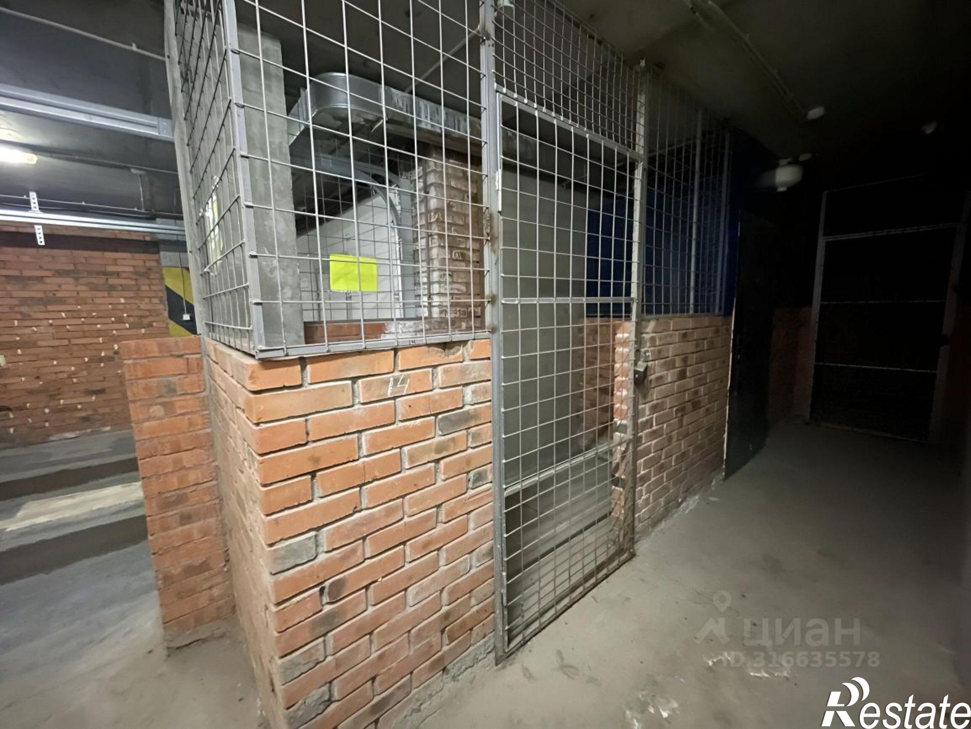 Сдать складское помещение за 2 000 рублей на улица Пирогова, 2 к2