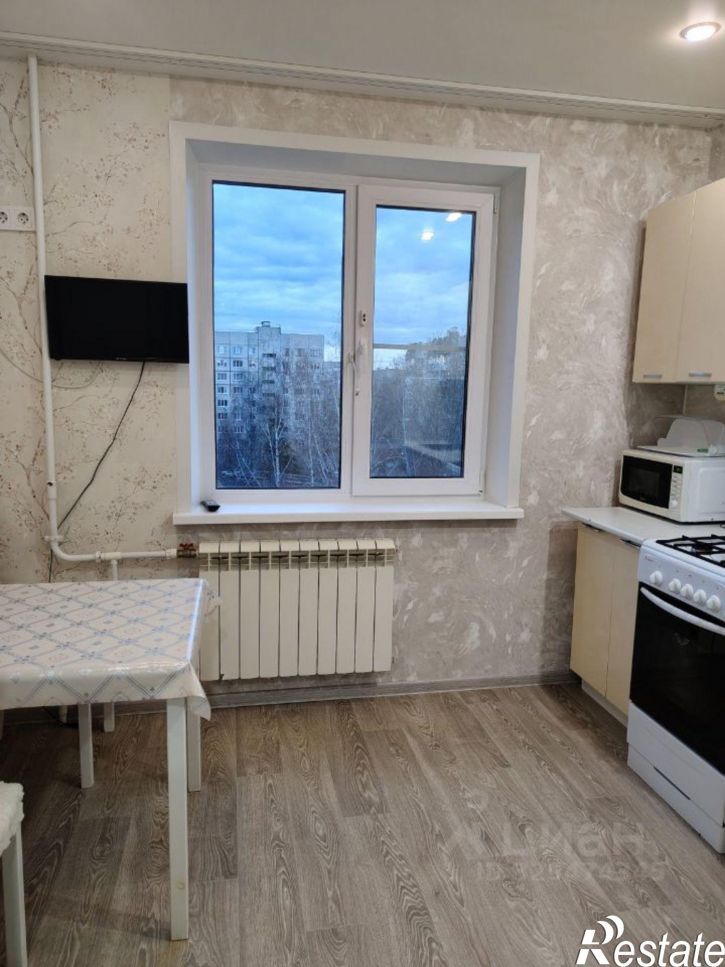 2-комн квартира Юго-Западный б-р, 1,  д. 1