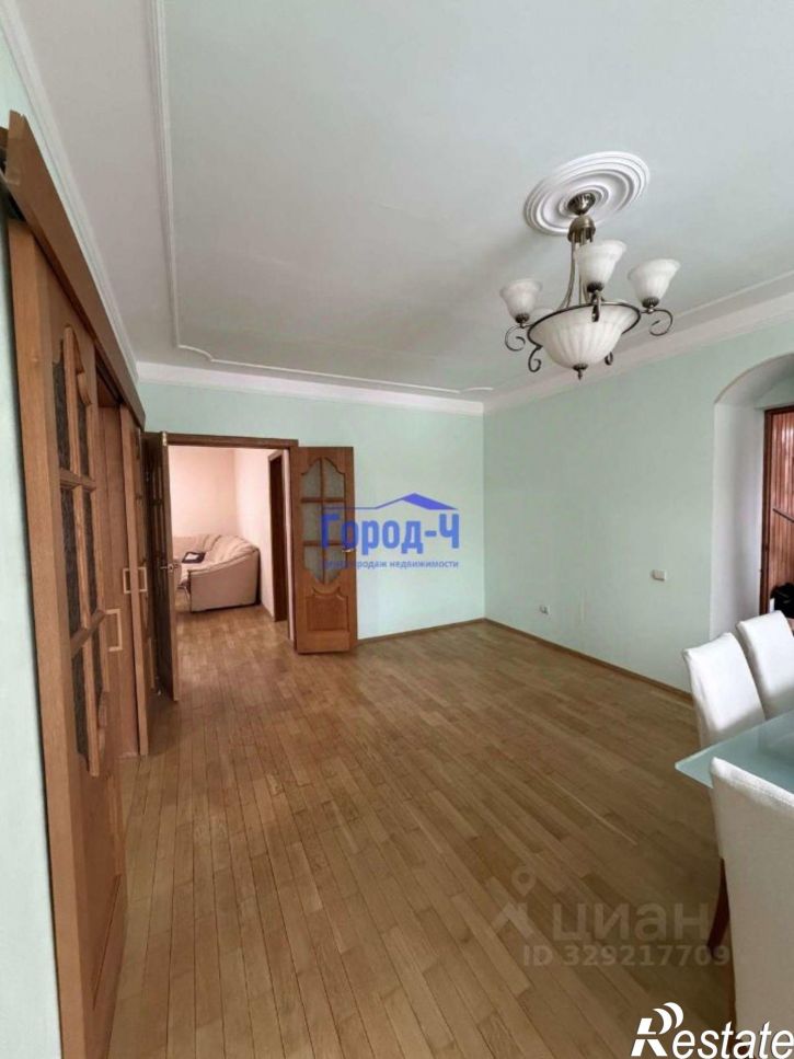 3-комн квартира ул Ардалиона Игнатьева, 11,  д. 11