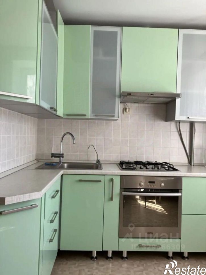 2-комн квартира Юго-Западный б-р, 1,  д. 1