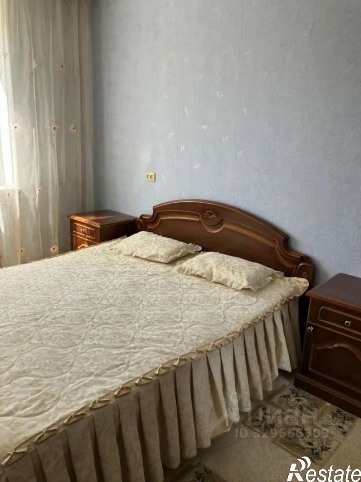 2-комн квартира Юго-Западный б-р, 1,  д. 1