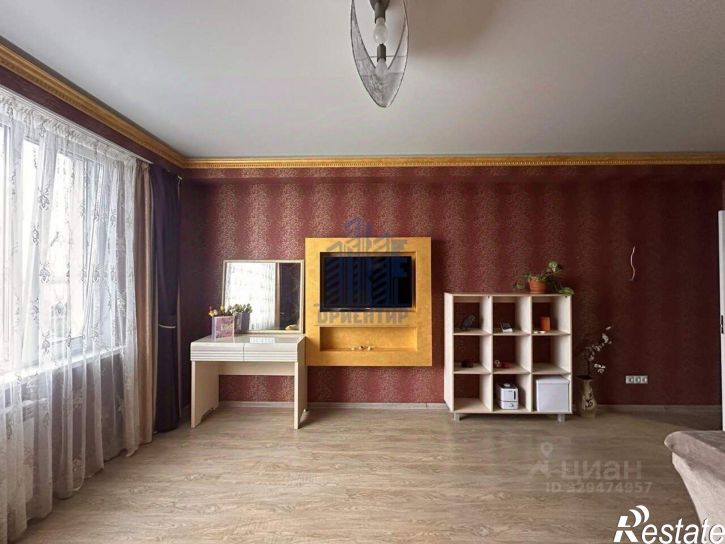 3-комн квартира пр-кт Максима Горького, 30 1,  д. 30 1,  к. 1
