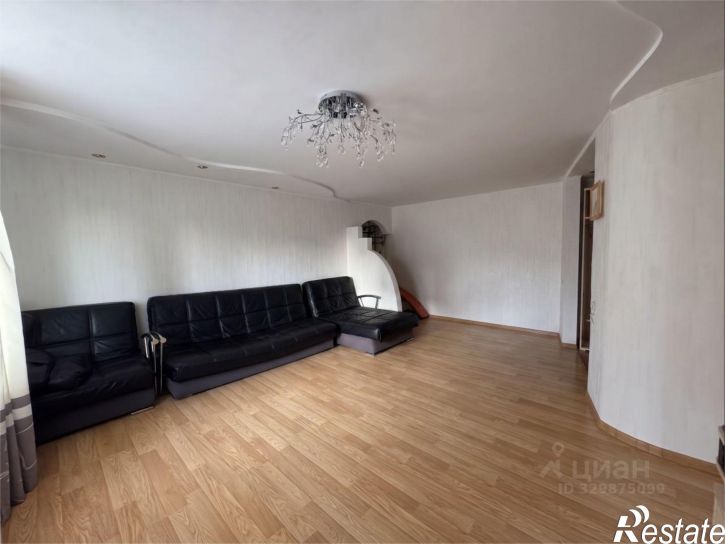 3-комн квартира ул Ярмарочная, 11,  д. 11