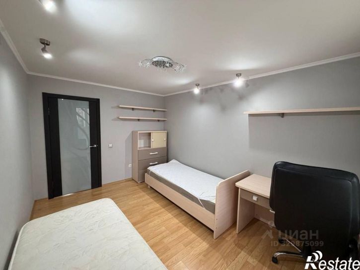 3-комн квартира ул Ярмарочная, 11,  д. 11