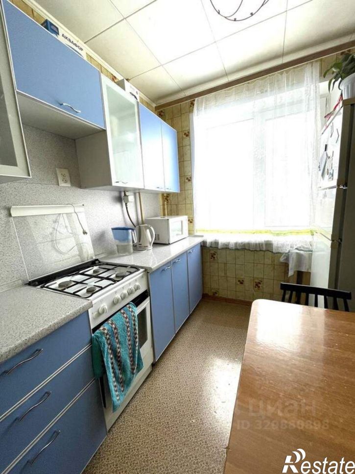 4-комн квартира улица Лебедева, 9,  д. 9