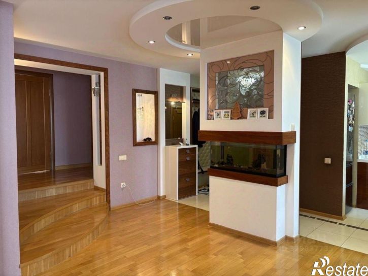 4-комн квартира улица Лебедева, 7 к1,  д. 7 к1