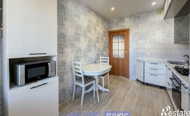 2-комн квартира улица Петра Ермолаева, 1,  д. 1