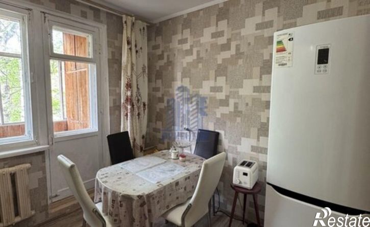 3-комн квартира улица Эльгера, 1,  д. 1