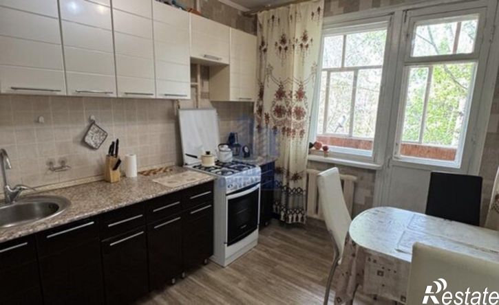 3-комн квартира улица Эльгера, 1,  д. 1