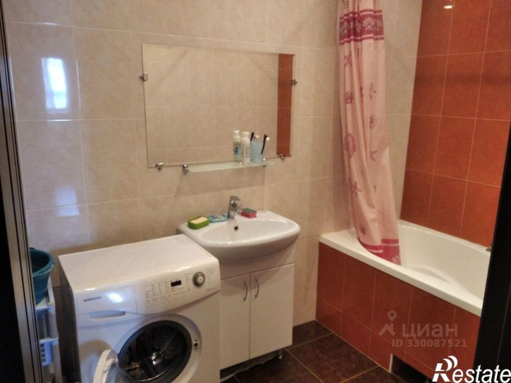 3-комн квартира улица Афанасьева, 15,  д. 15