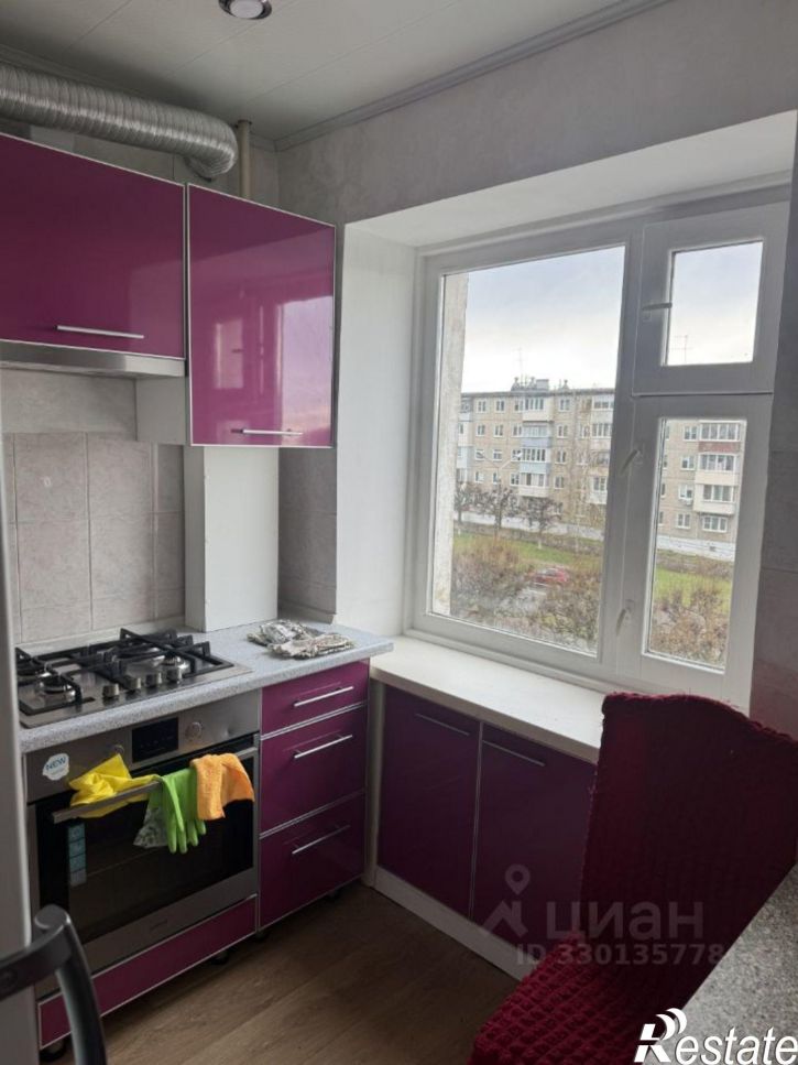 2-комн квартира ул Космонавта Николаева А.Г., 42,  д. 42