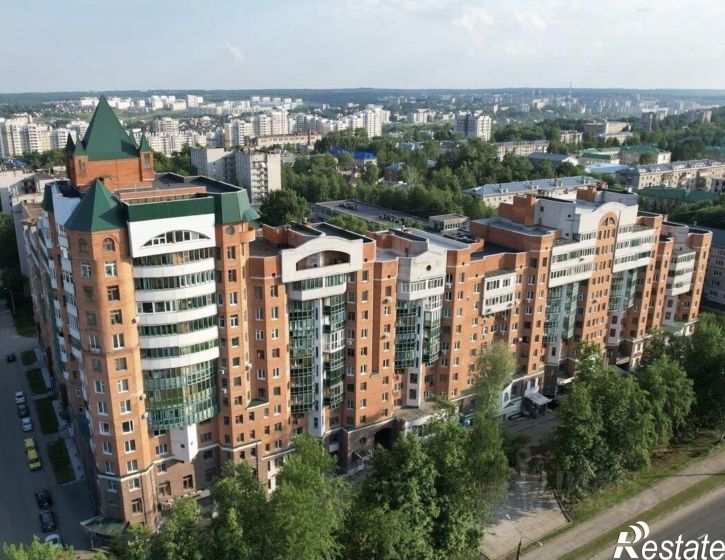 3-комн квартира улица Спиридона Михайлова, 1,  д. 1
