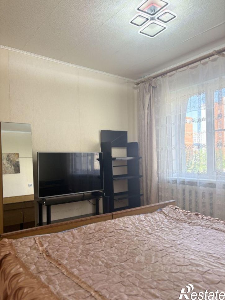 3-комн квартира улица Чернышевского, 32,  д. 32