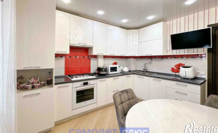 2-комн квартира улица Петра Ермолаева, 2,  д. 2