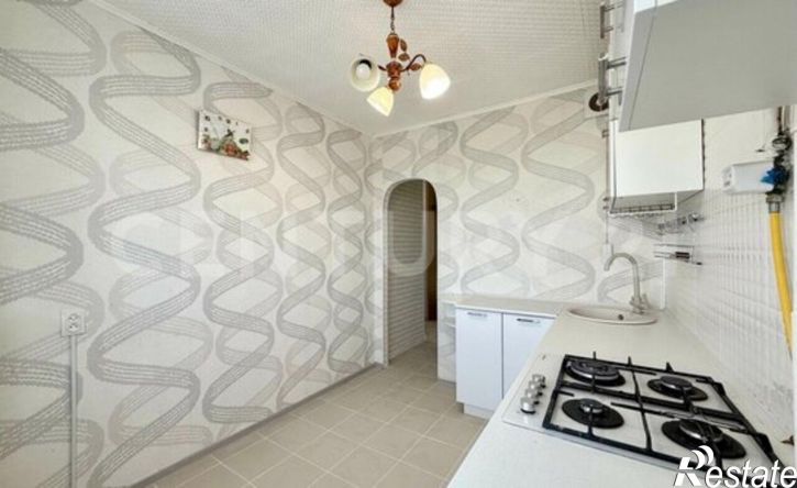 3-комн квартира пр-кт 9-й Пятилетки, 15,  д. 15