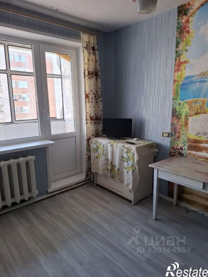 3-комн квартира ул Ахазова, 1,  д. 1