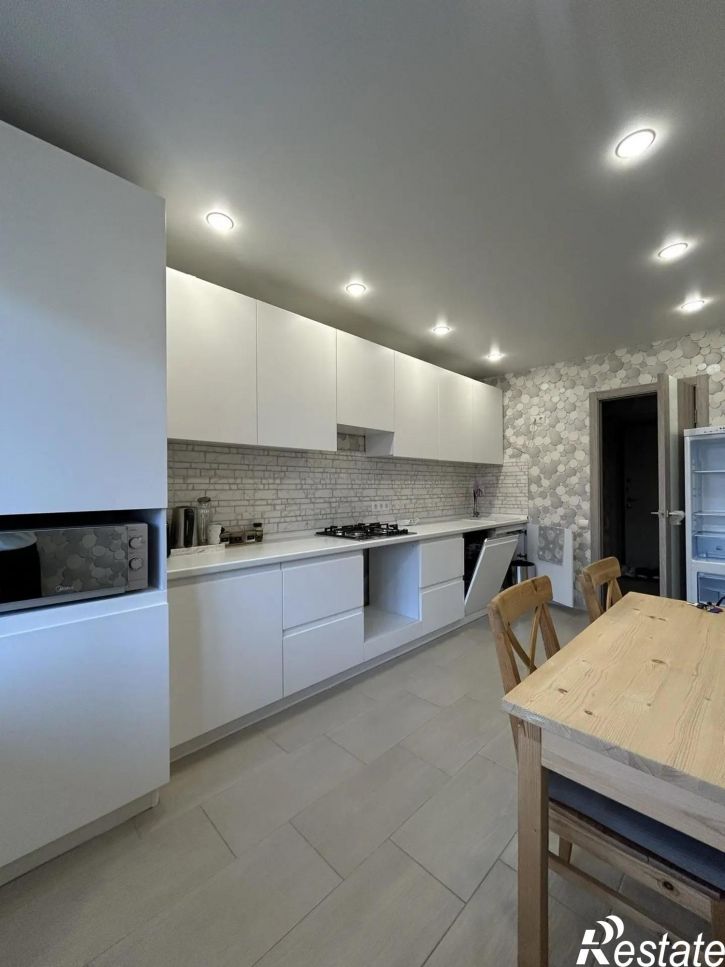 1-комн квартира Новогородская улица,27