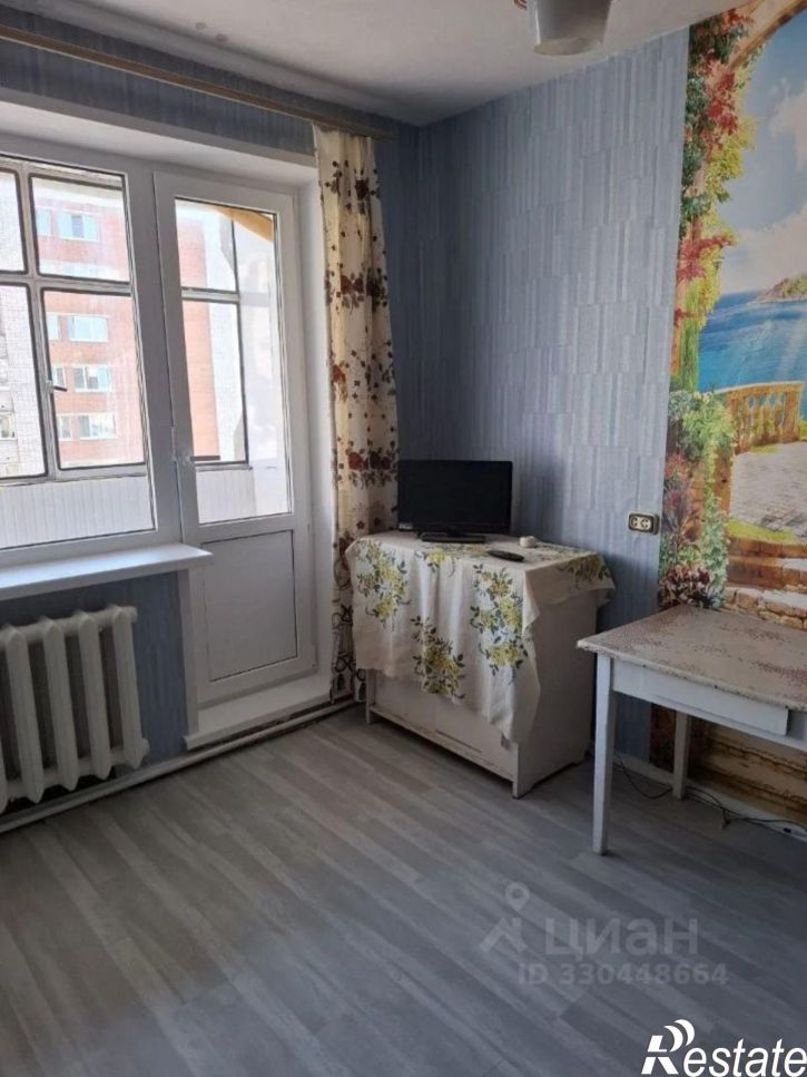 3-комн квартира ул Ахазова, 1,  д. 1